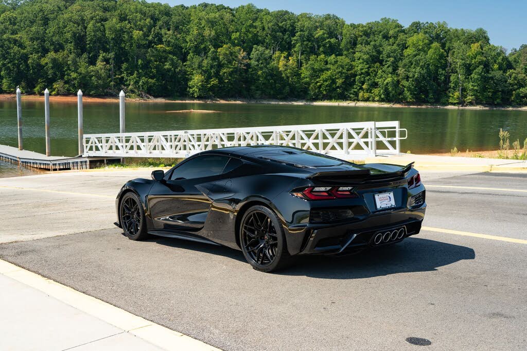 2023 Chevrolet Corvette Z06 3LZ Coupe RWD photo 15