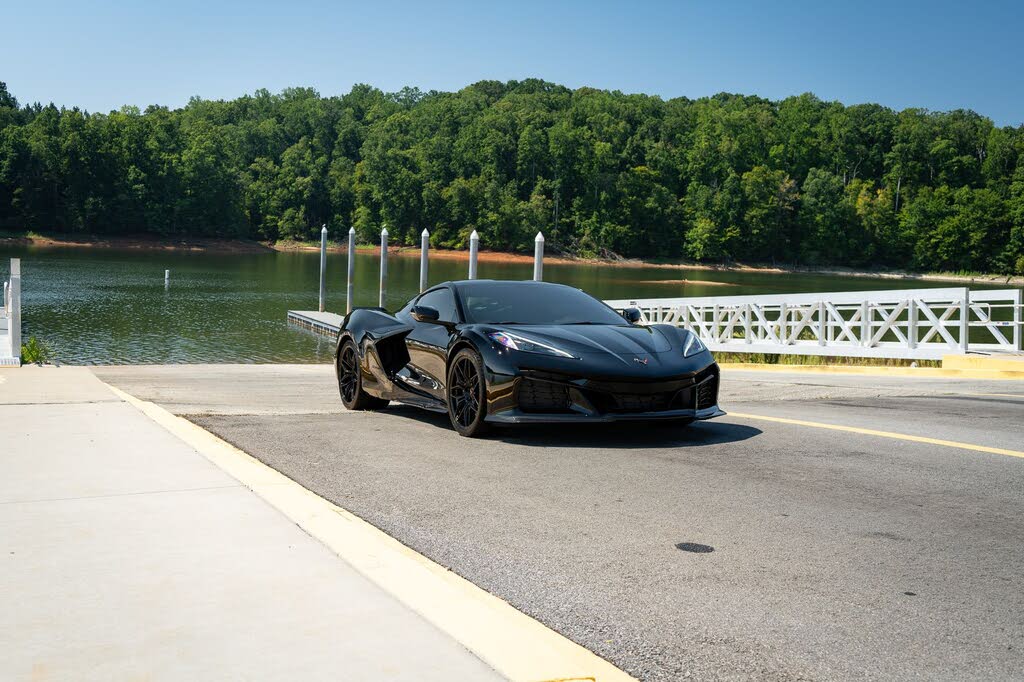 2023 Chevrolet Corvette Z06 3LZ Coupe RWD photo 7