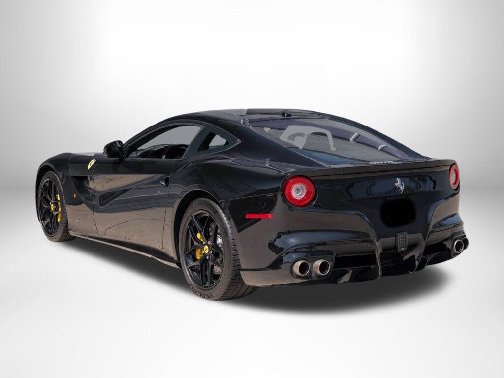 2013 Ferrari F12 Berlinetta Coupe photo 2