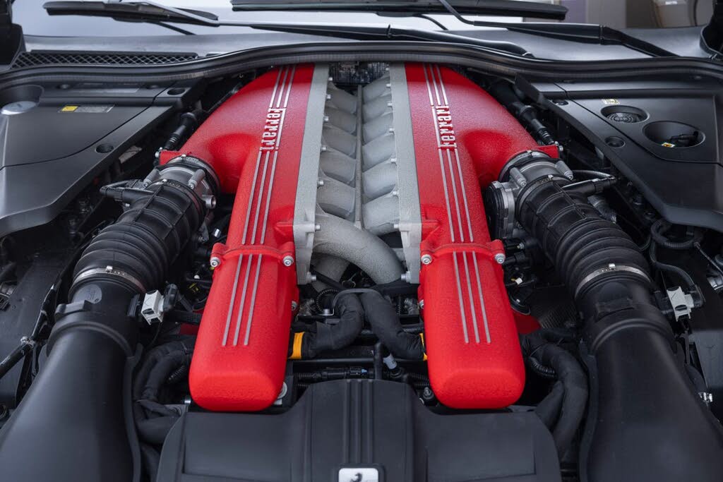 2013 Ferrari F12 Berlinetta Coupe photo 12