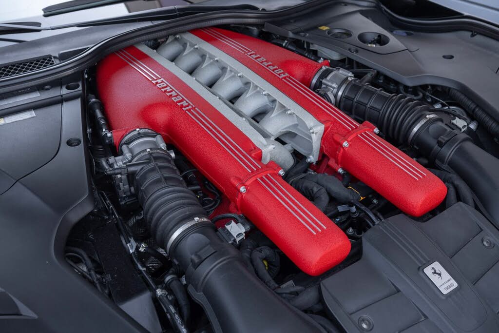 2013 Ferrari F12 Berlinetta Coupe photo 13
