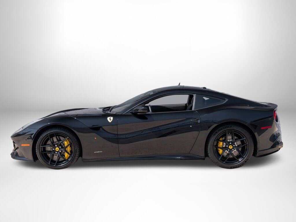2013 Ferrari F12 Berlinetta Coupe photo 3