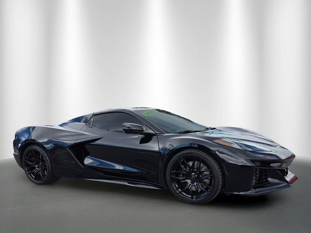 2026 Chevrolet Corvette Z06 2LZ Convertible RWD photo 2