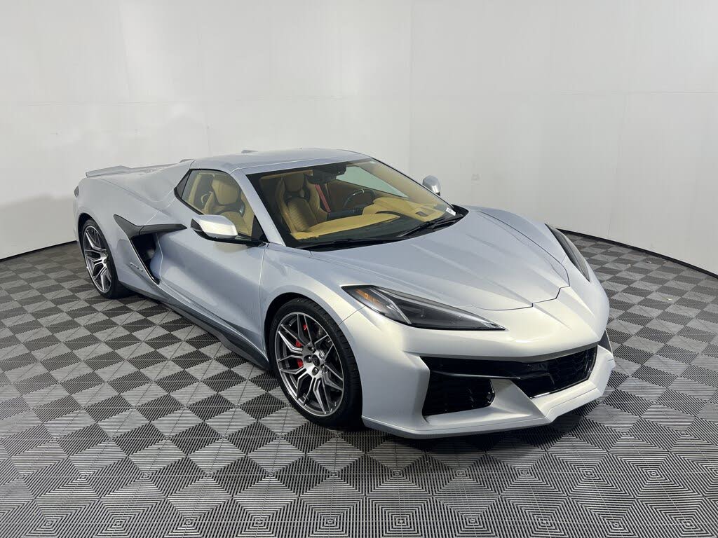 2023 Chevrolet Corvette Z06 3LZ Convertible RWD photo 7
