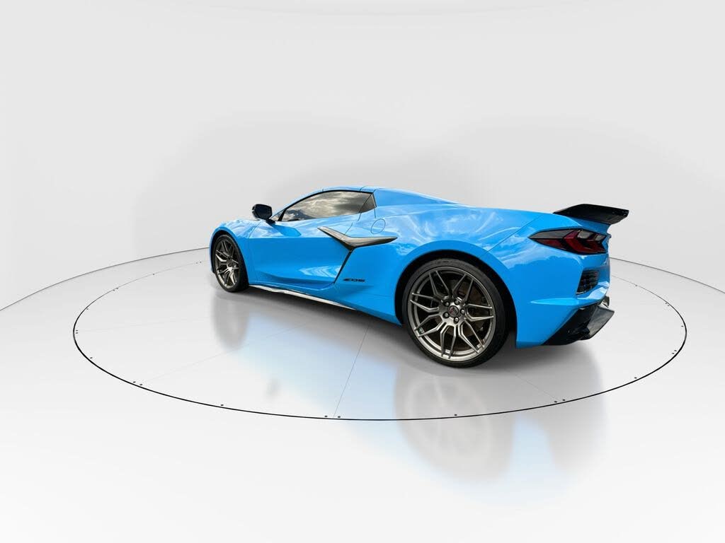 2025 Chevrolet Corvette Z06 1LZ Convertible RWD photo 6