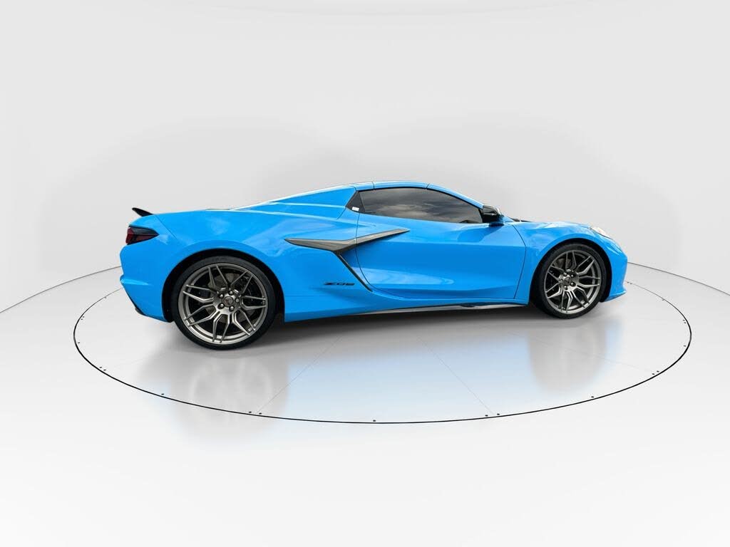 2025 Chevrolet Corvette Z06 1LZ Convertible RWD photo 9