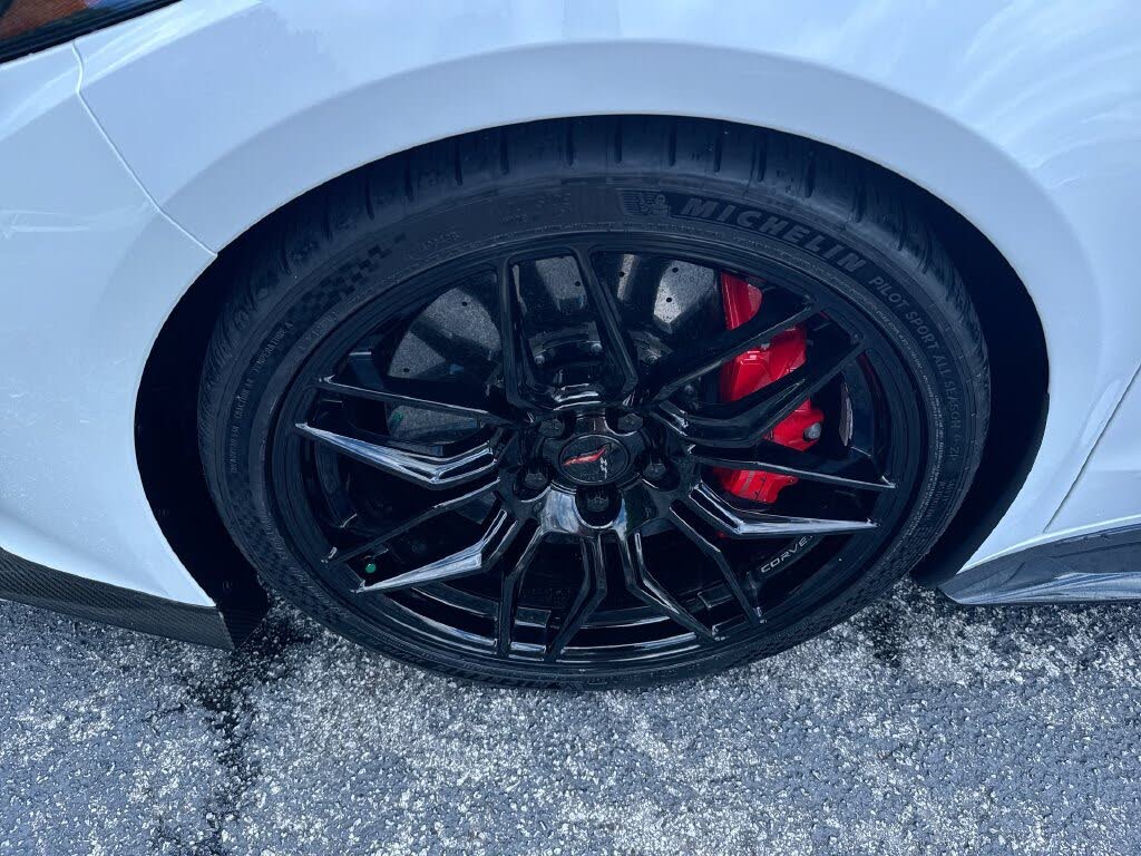 2023 Chevrolet Corvette Z06 3LZ Coupe RWD photo 12