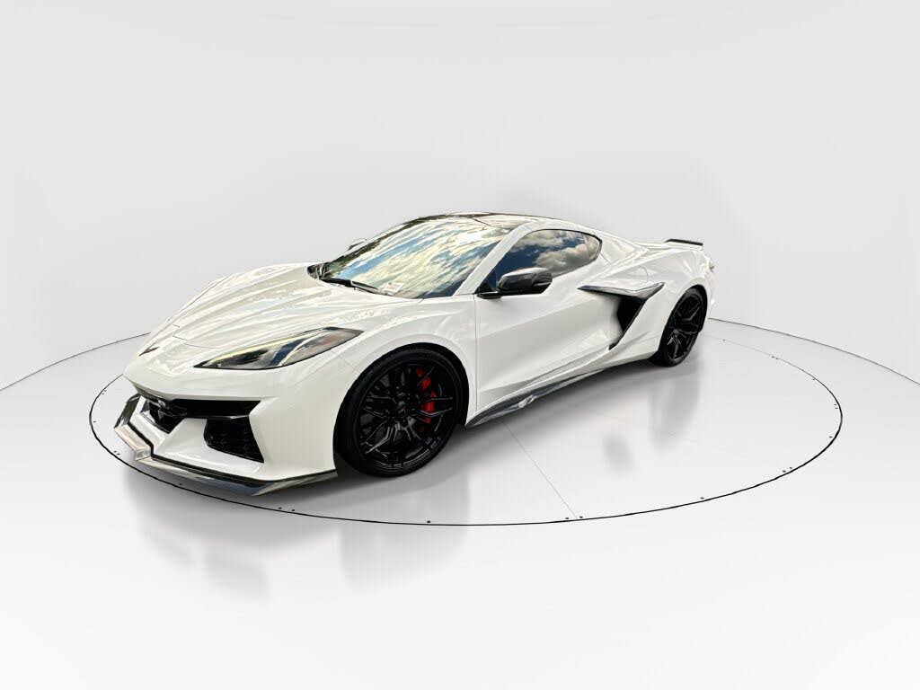 2023 Chevrolet Corvette Z06 3LZ Coupe RWD photo 4
