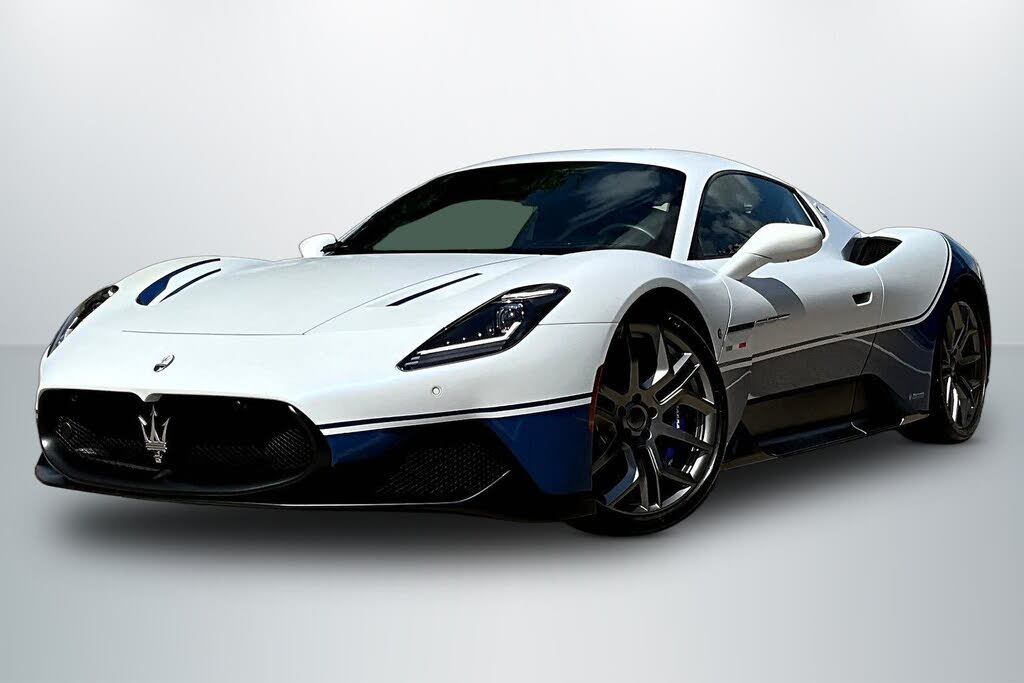 2025 Maserati MC20 RWD photo 2