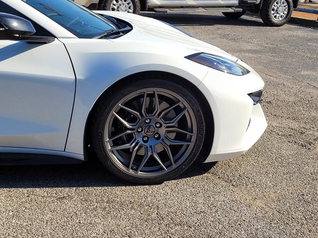 2024 Chevrolet Corvette Z06 3LZ Convertible RWD photo 6