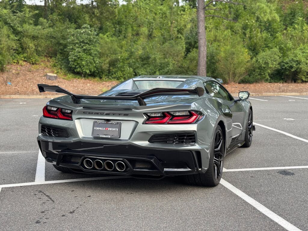 2023 Chevrolet Corvette Z06 3LZ Convertible RWD photo 11