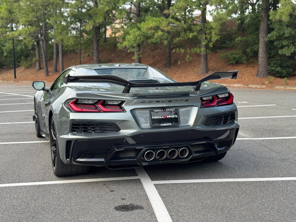 2023 Chevrolet Corvette Z06 3LZ Convertible RWD photo 9