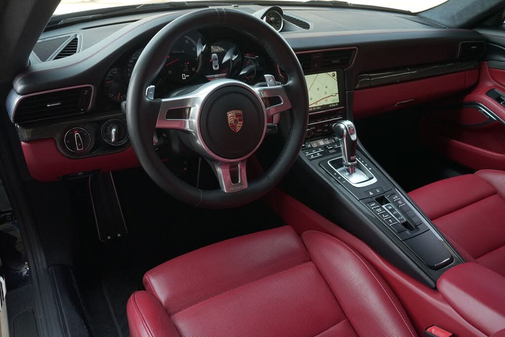 2016 Porsche 911 Turbo S Coupe AWD photo 2 of 24