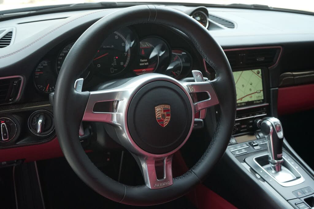 2016 Porsche 911 Turbo S Coupe AWD photo 6 of 24