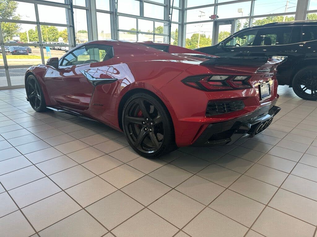 2025 Chevrolet Corvette Z06 2LZ Convertible RWD photo 11