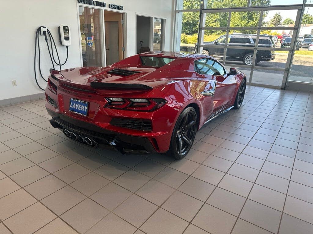 2025 Chevrolet Corvette Z06 2LZ Convertible RWD photo 8