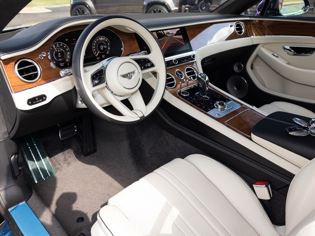 2026 Bentley Continental GT AWD photo 2