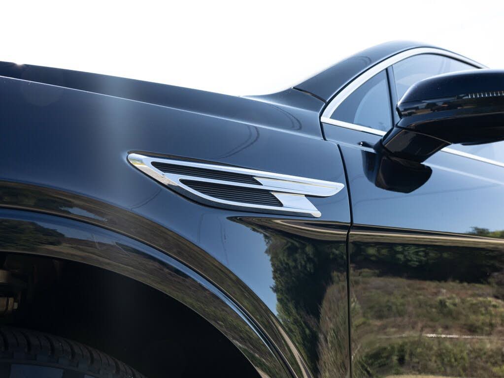 2025 Bentley Bentayga V8 AWD photo 21
