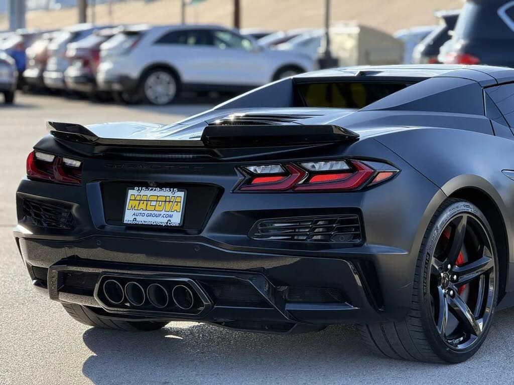 2023 Chevrolet Corvette Z06 3LZ Convertible RWD photo 9