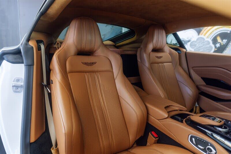2019 Aston Martin Vantage RWD photo 22
