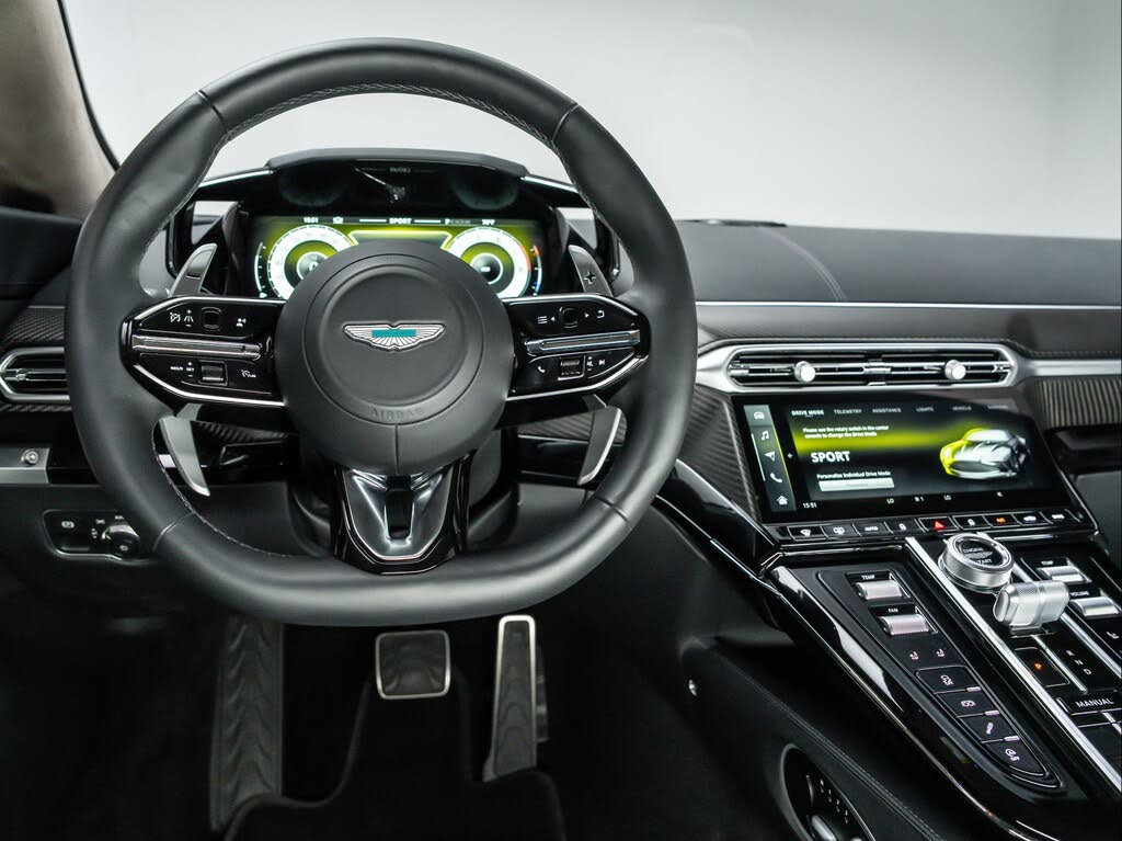 2025 Aston Martin Vantage Coupe RWD photo 20