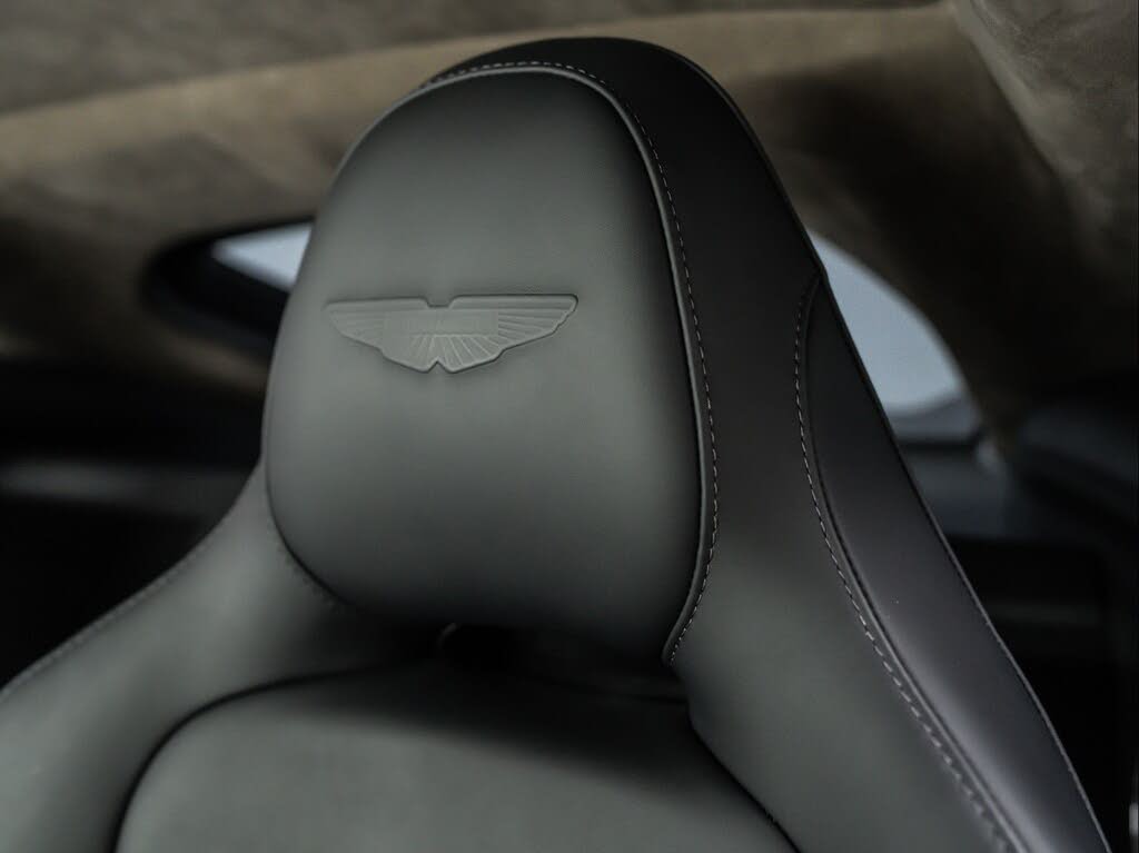 2025 Aston Martin Vantage Coupe RWD photo 5