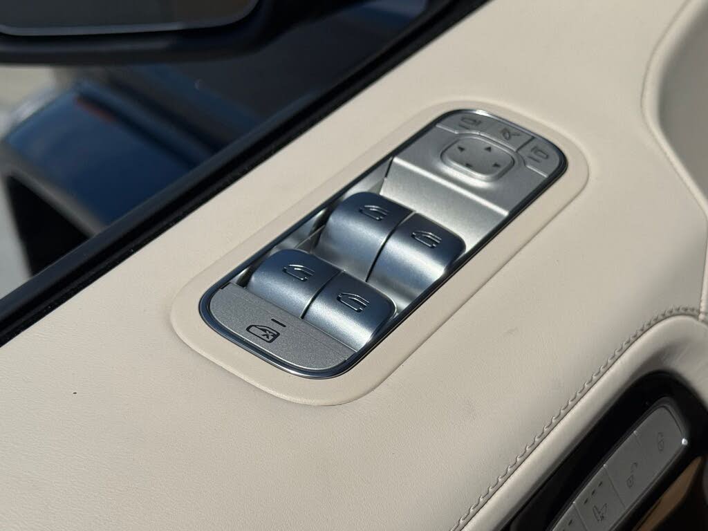 2027 Mercedes-Benz G-Class AMG G 63 4MATIC photo 16