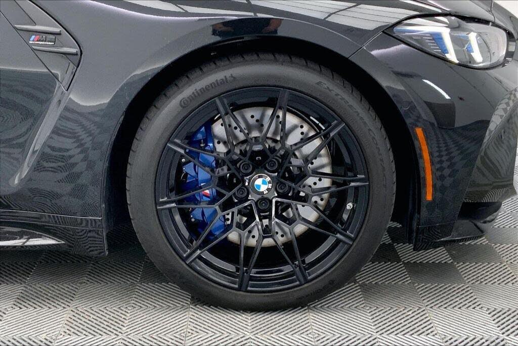 2025 BMW M3 Competition xDrive photo 5 of 24