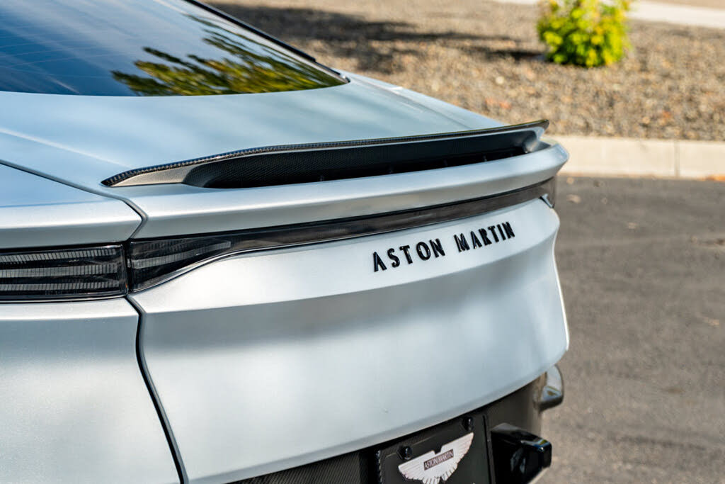2020 Aston Martin DBS Superleggera Coupe RWD photo 14