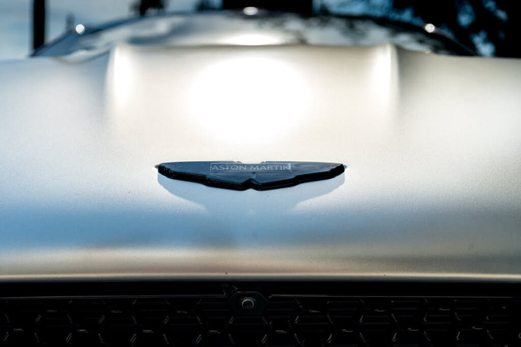 2020 Aston Martin DBS Superleggera Coupe RWD photo 19