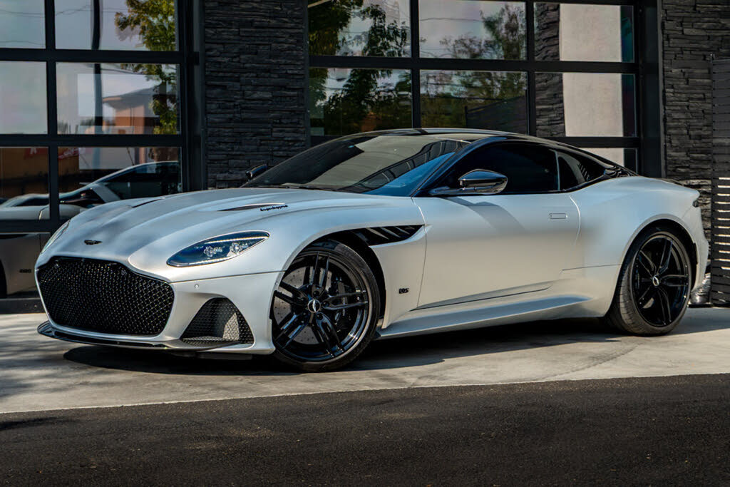 2020 Aston Martin DBS Superleggera Coupe RWD photo 3