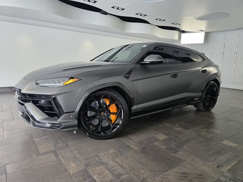 2023 Lamborghini Urus Performante AWD