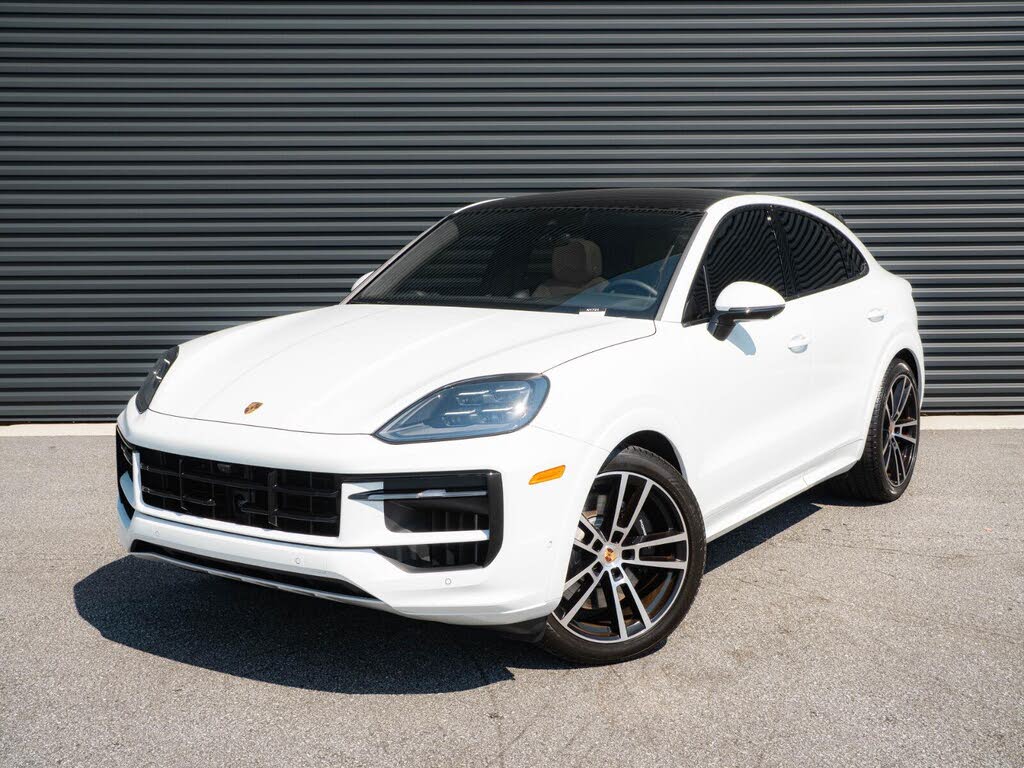 2026 Porsche Cayenne Coupe GTS AWD