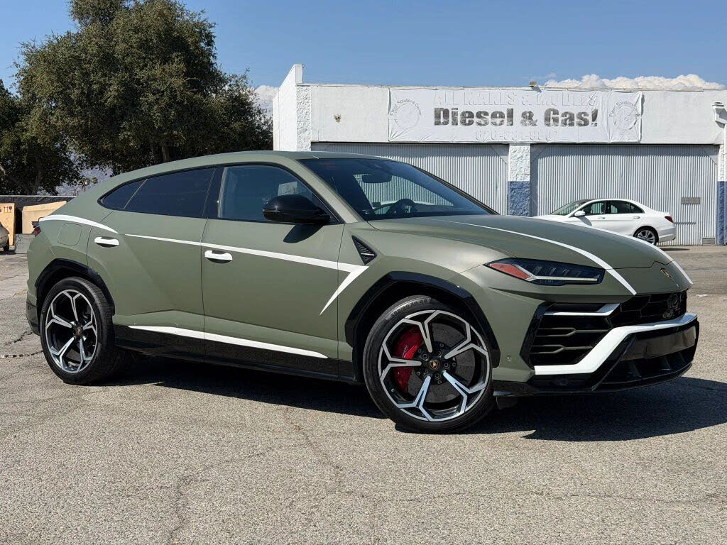 2019 Lamborghini Urus 4WD