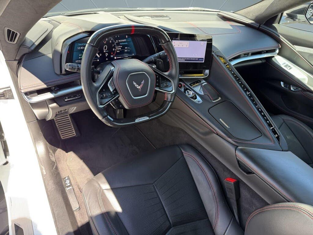 2024 Chevrolet Corvette Z06 3LZ Convertible RWD photo 3