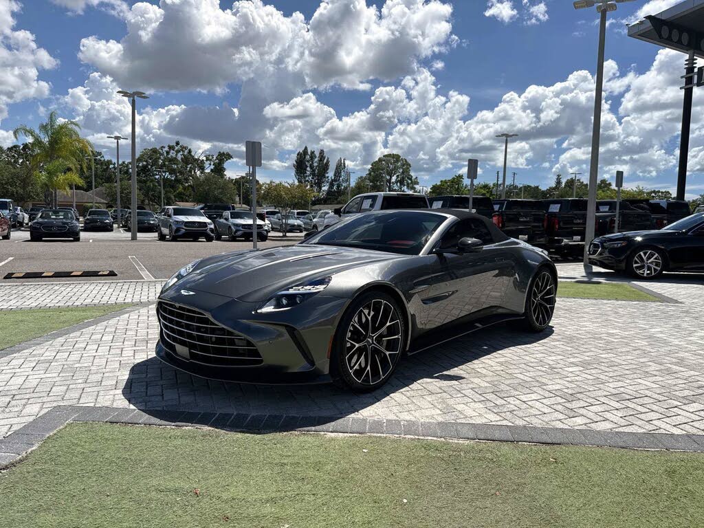2026 Aston Martin Vantage Roadster RWD photo 16