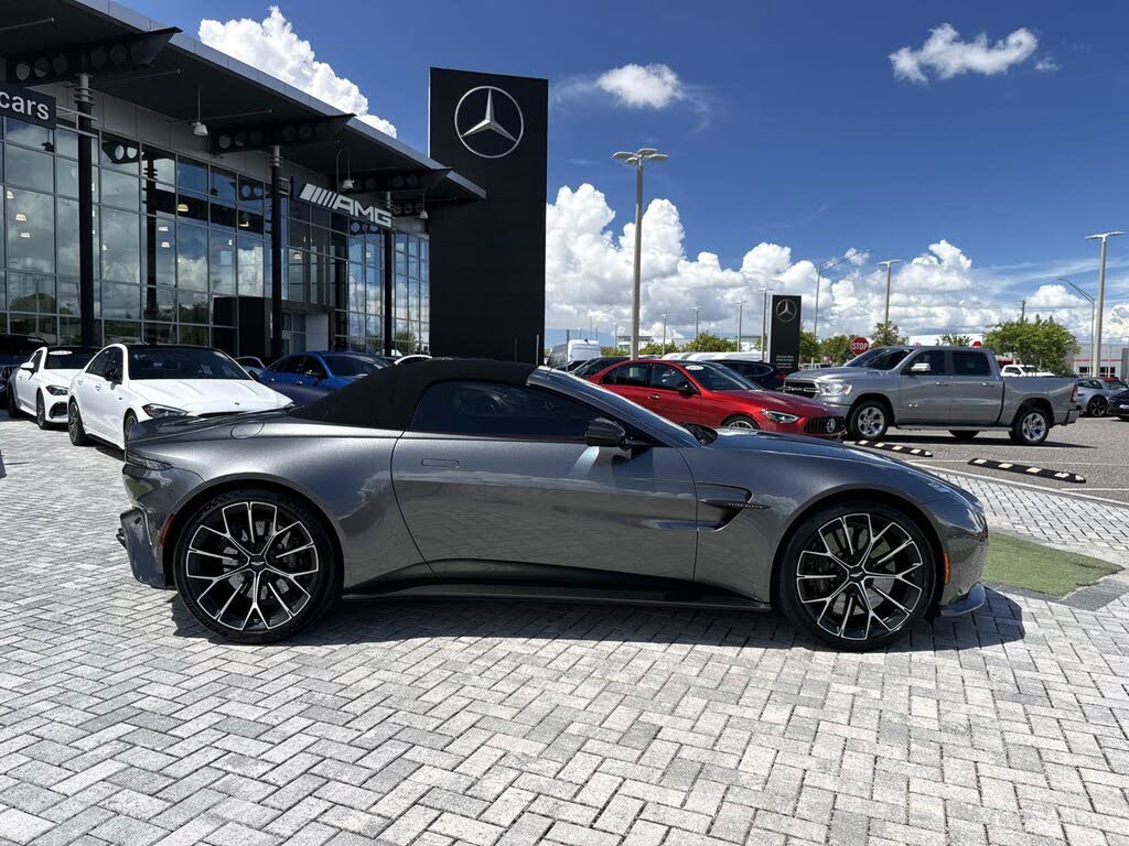 2026 Aston Martin Vantage Roadster RWD photo 20