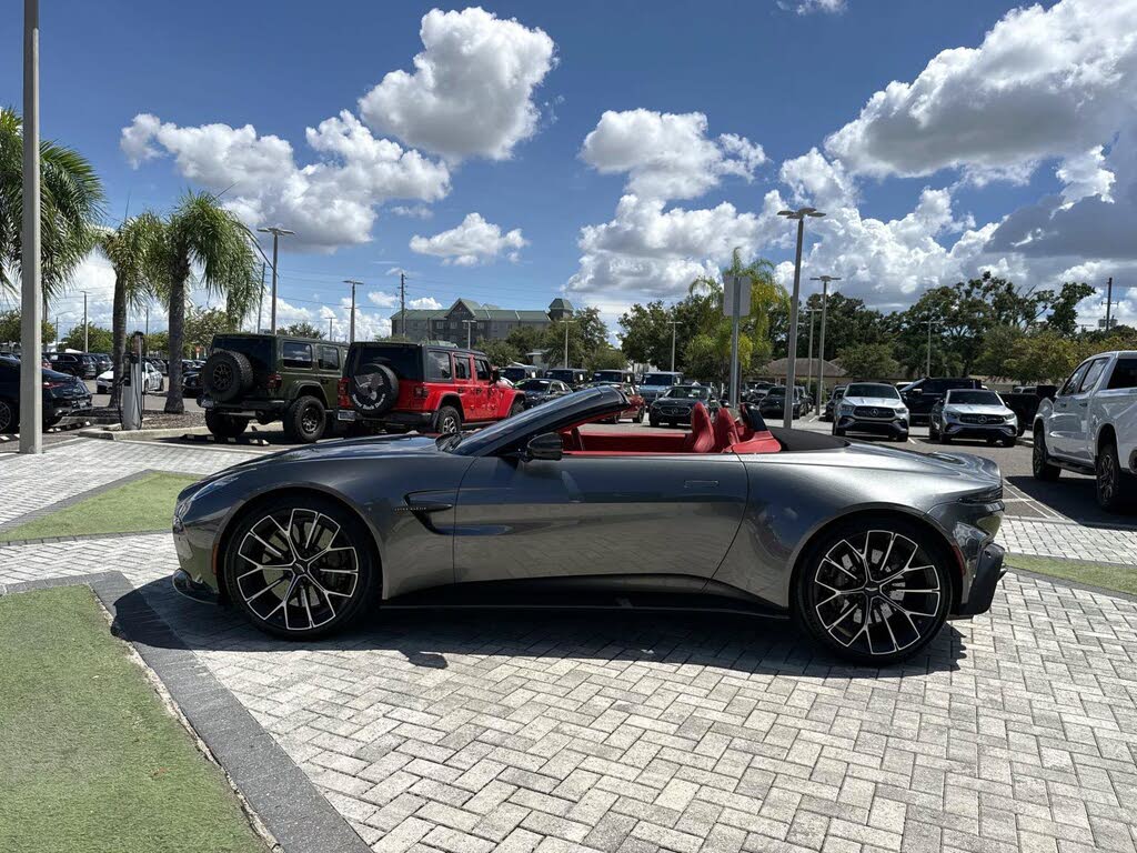 2026 Aston Martin Vantage Roadster RWD photo 3