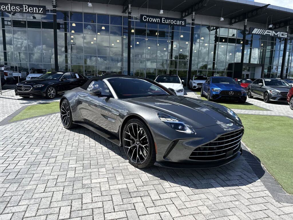 2026 Aston Martin Vantage Roadster RWD photo 21