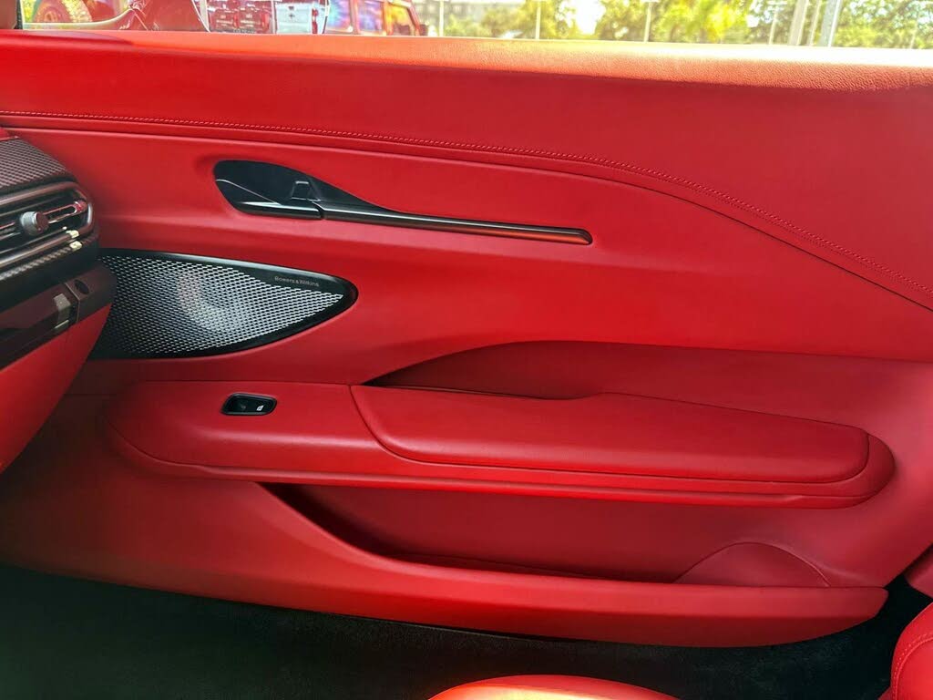 2026 Aston Martin Vantage Roadster RWD photo 24