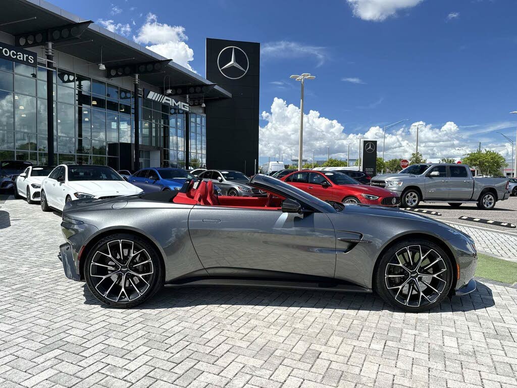 2026 Aston Martin Vantage Roadster RWD photo 6