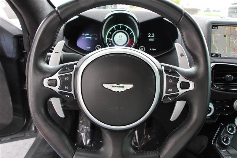 2019 Aston Martin Vantage RWD photo 20