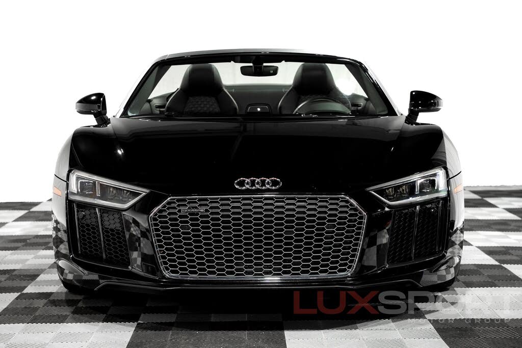 2017 Audi R8 quattro V10 Spyder AWD photo 11 of 24