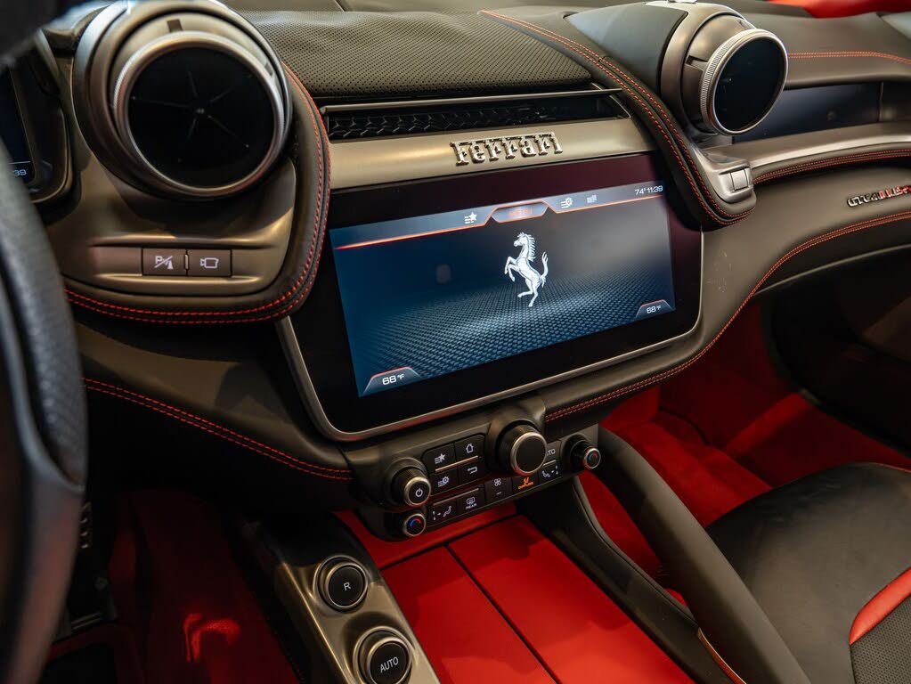 2017 Ferrari GTC4Lusso AWD photo 16