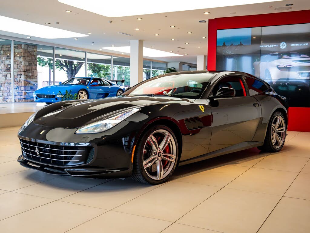 2017 Ferrari GTC4Lusso AWD photo 4