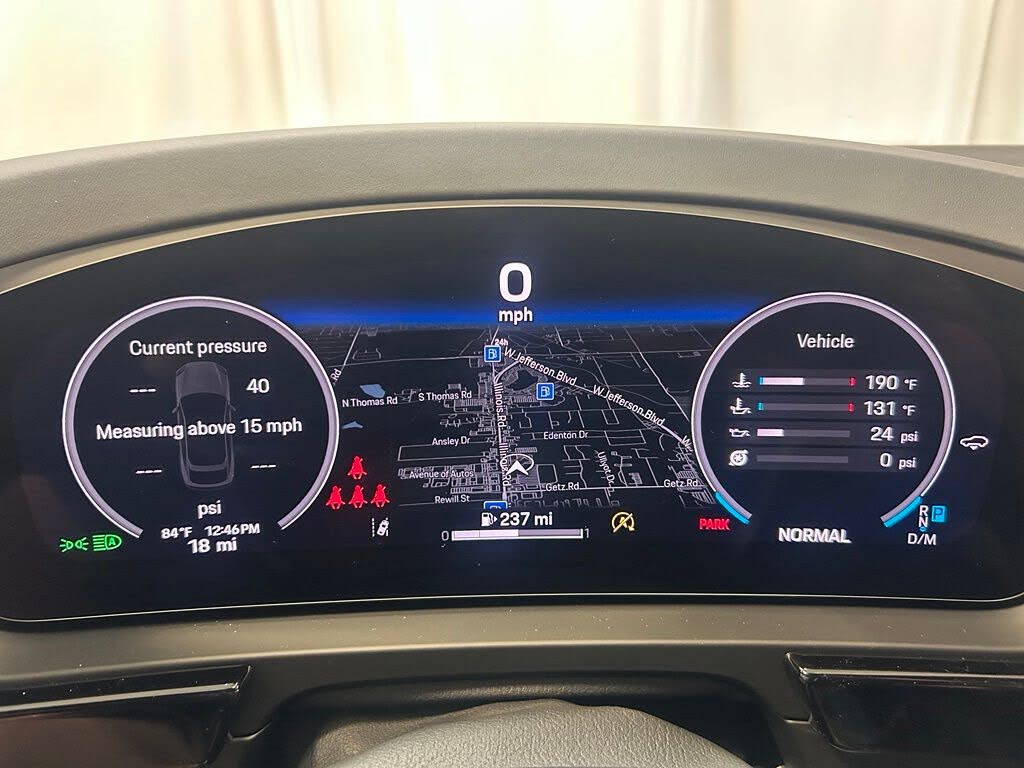 2026 Porsche Cayenne Coupe GTS AWD photo 14 of 24