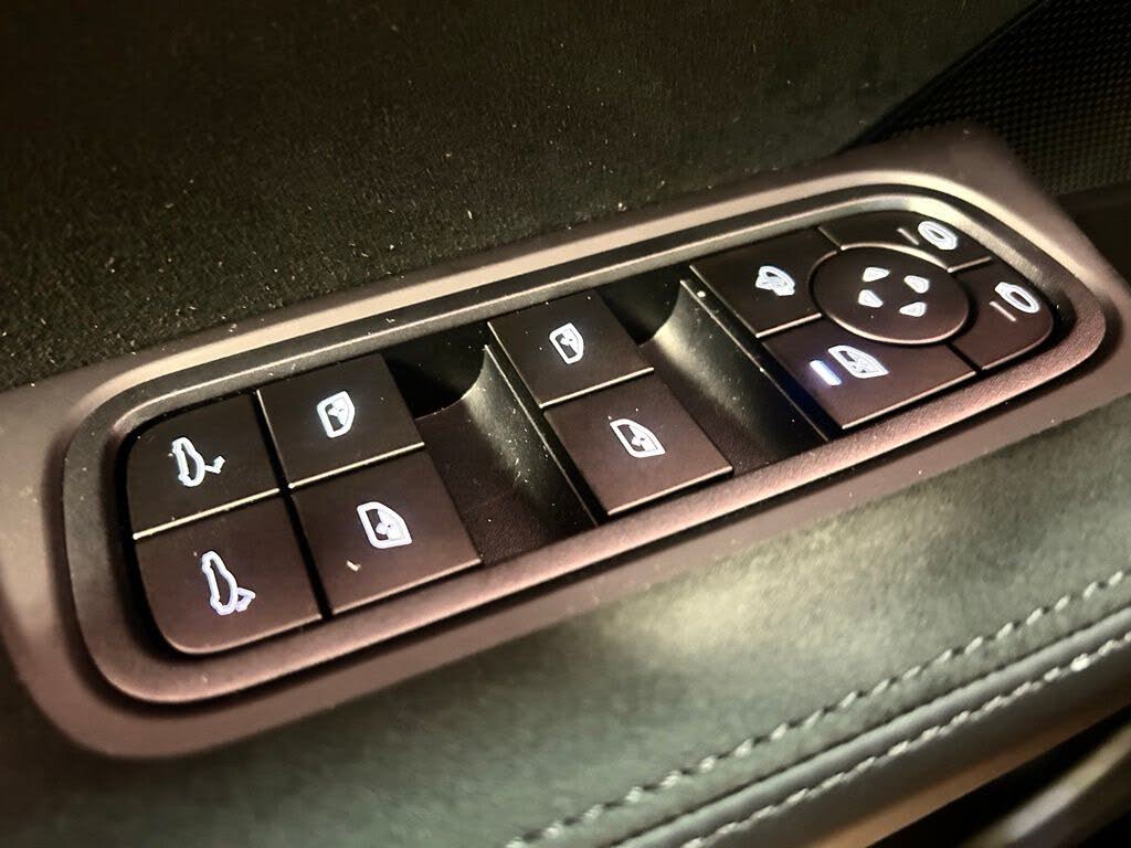 2026 Porsche Cayenne Coupe GTS AWD photo 10 of 24