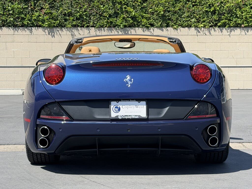 2012 Ferrari California Roadster photo 11