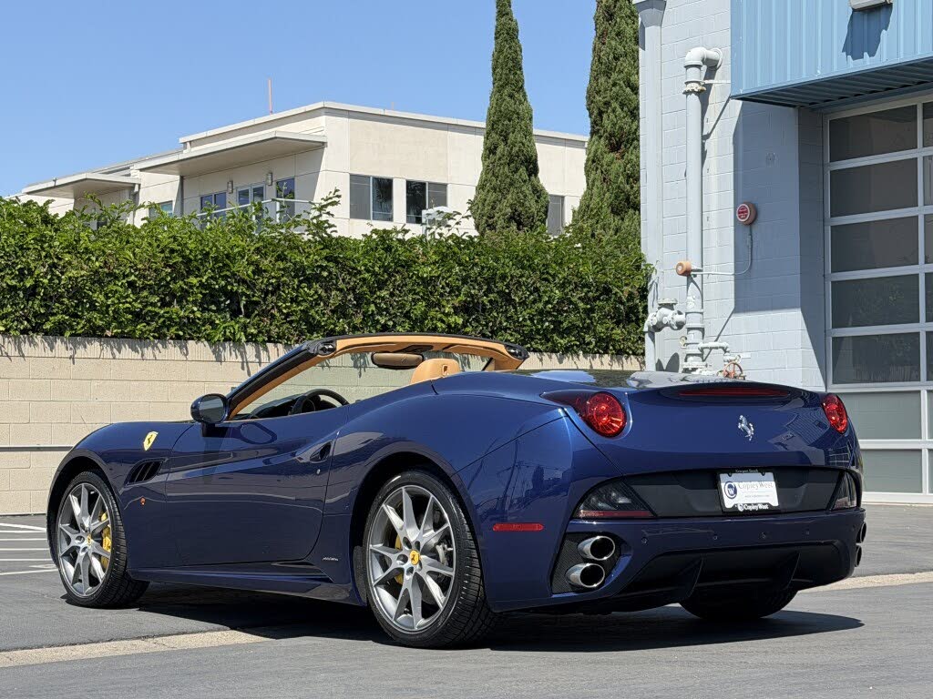 2012 Ferrari California Roadster photo 3