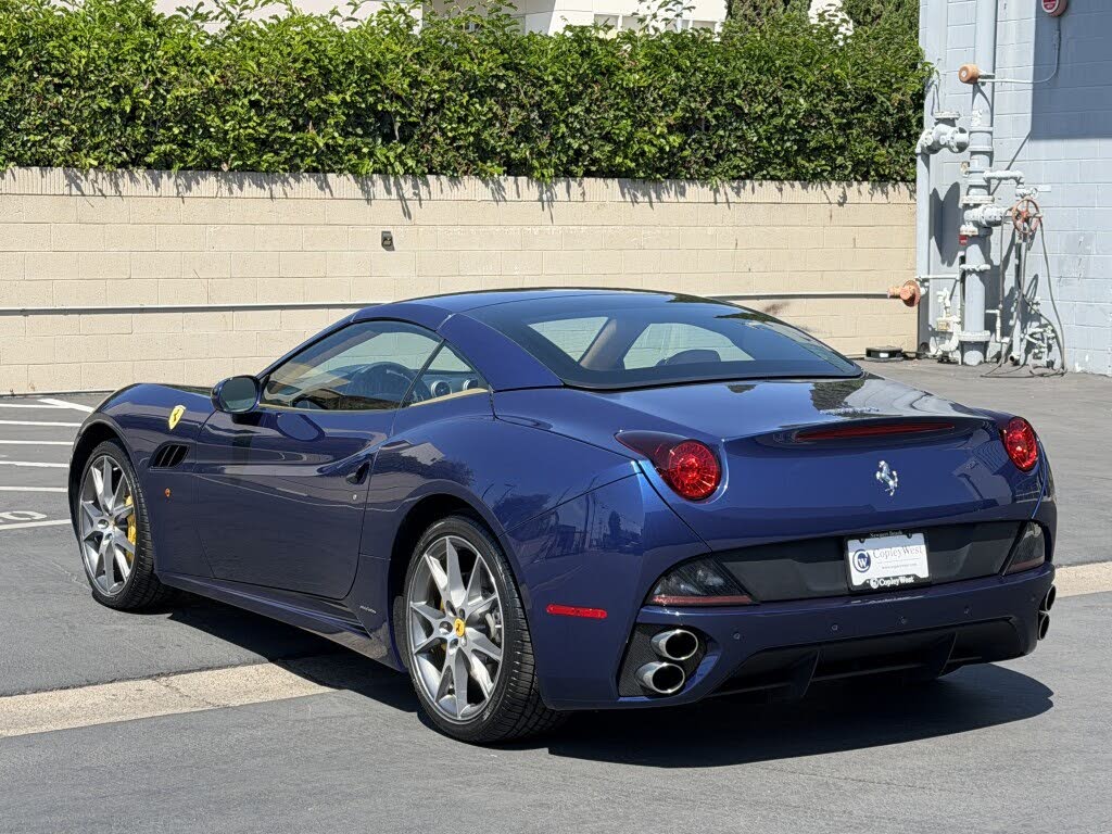 2012 Ferrari California Roadster photo 4